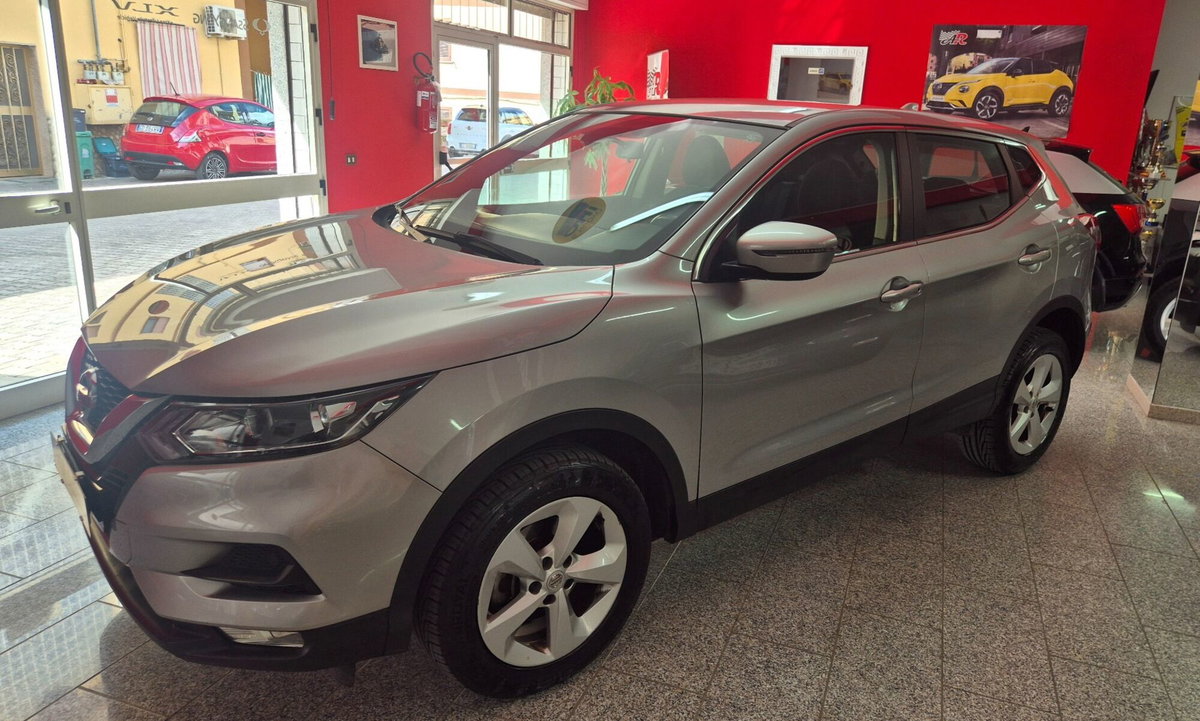 Nissan Qashqai 1.5 dCi 115 CV DCT Business (6)
