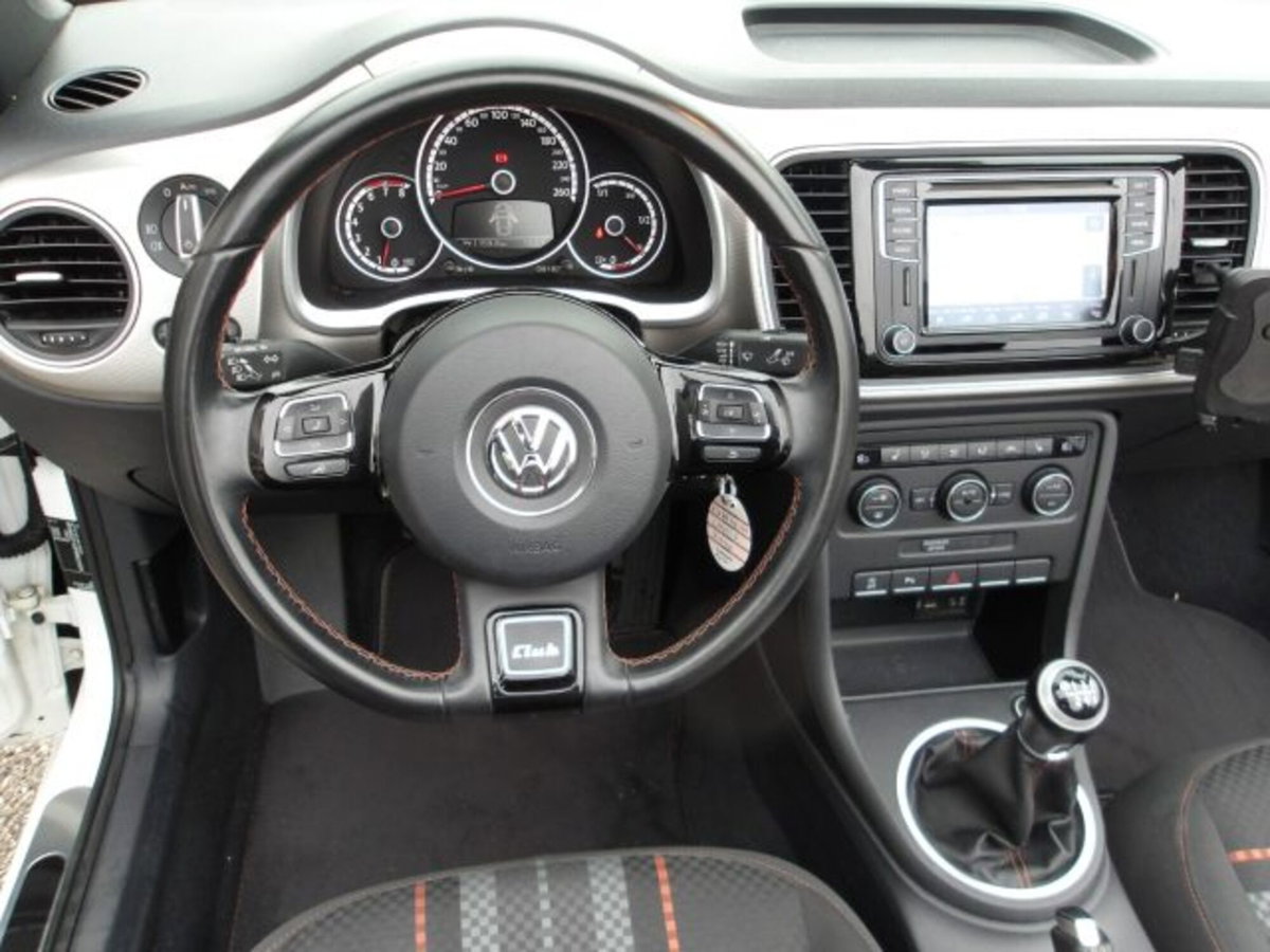 Volkswagen Maggiolino Cabrio 1.2 TSI Design BlueMotion Technology (14)