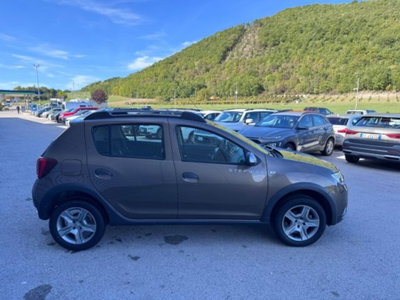Dacia Sandero Stepway 0.9 TCe Turbo GPL 90 CV S&S Comfort (4)