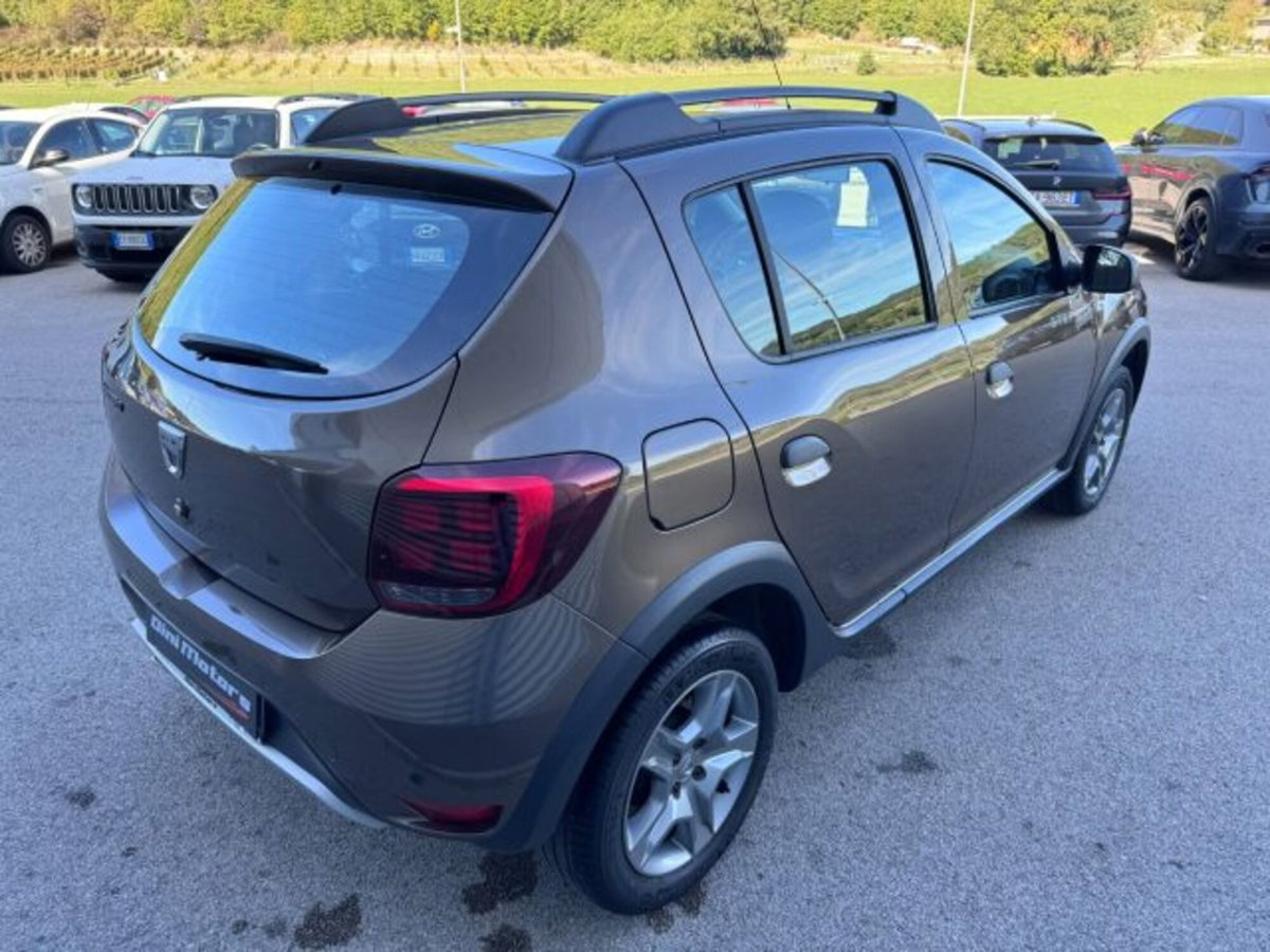 Dacia Sandero Stepway 0.9 TCe Turbo GPL 90 CV S&S Comfort (5)