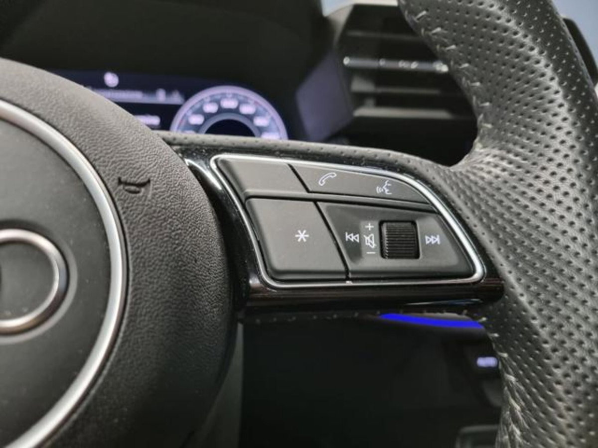 Audi A3 Sedan 35 TFSI S tronic Business Advanced (18)