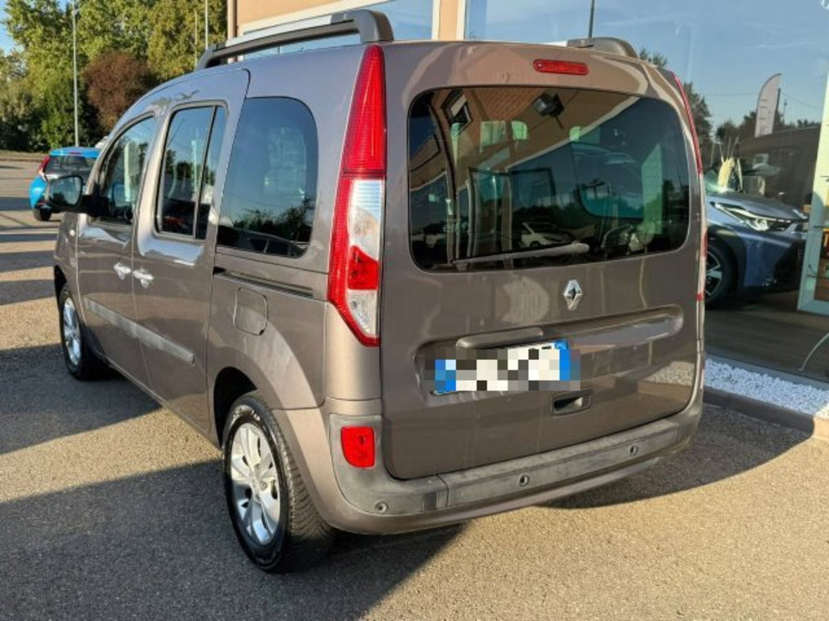 Renault Kangoo 1.5 dCi 90CV 5 porte Live (9)