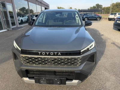 Toyota Hilux 2.8 d-4d 48V double cab Premium auto (3)