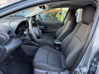 Toyota Yaris 1.5 Hybrid 5 porte Energy (11)