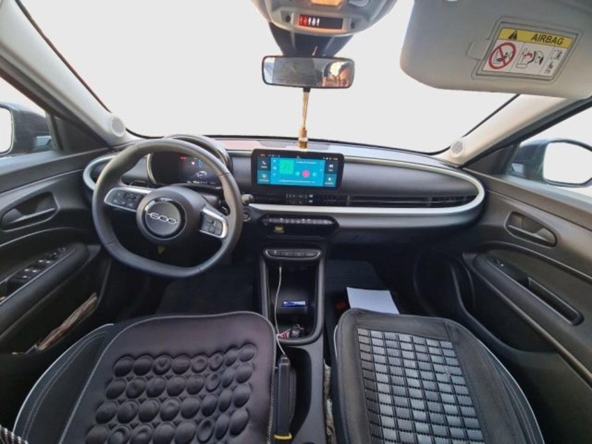 Fiat 600 1.2 Business 100cv (9)