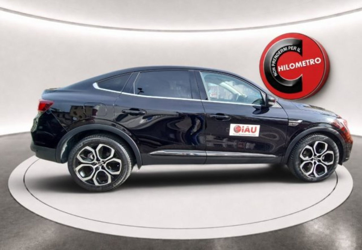 Renault Arkana E-Tech 145 CV Intens (8)