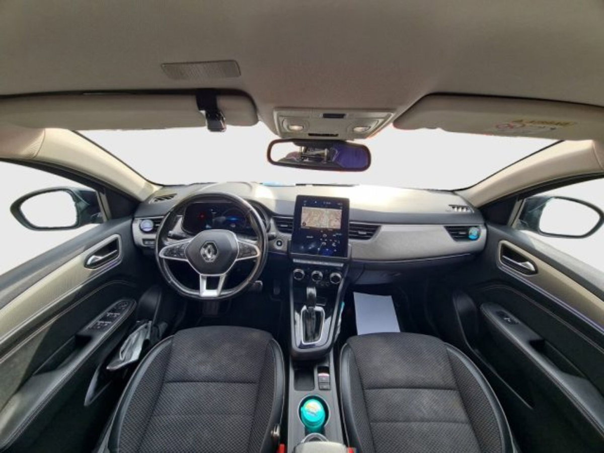 Renault Arkana E-Tech 145 CV Intens (9)