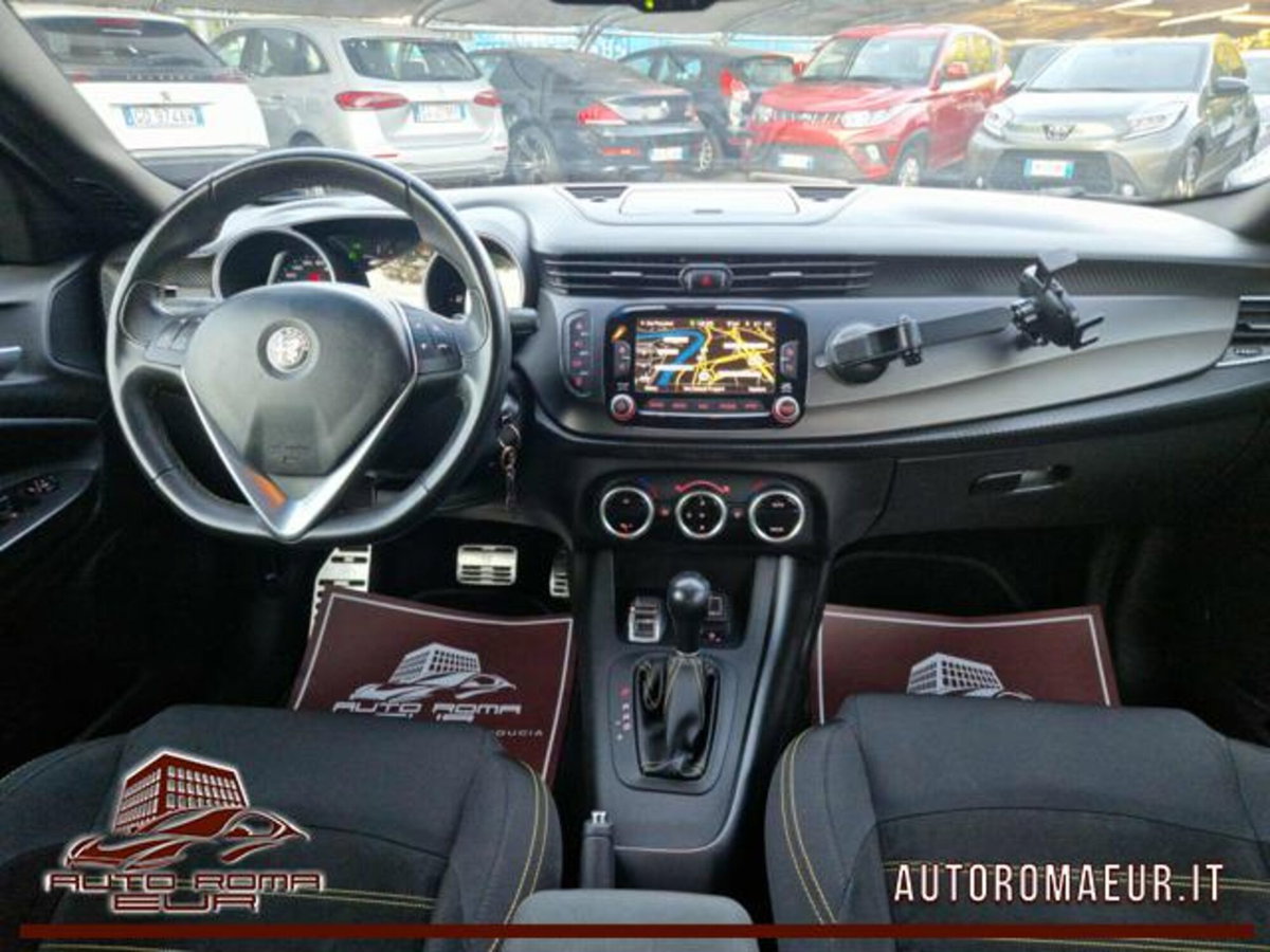 Alfa Romeo Giulietta 2.0 JTDm Veloce 170cv tct (10)