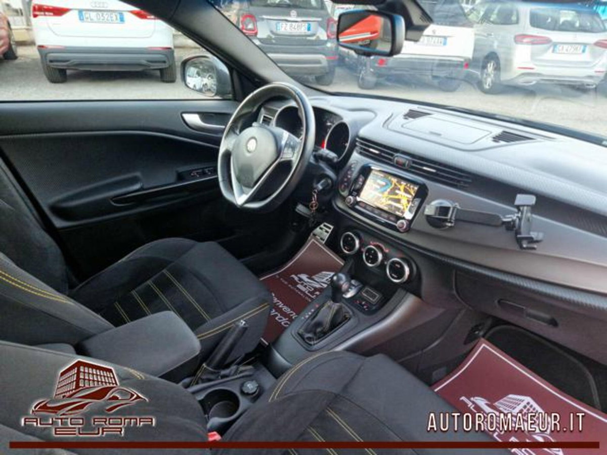 Alfa Romeo Giulietta 2.0 JTDm Veloce 170cv tct (15)