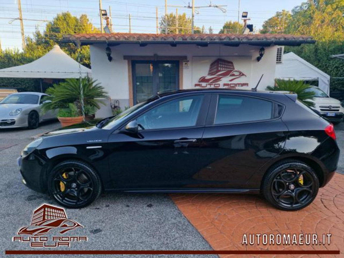 Alfa Romeo Giulietta 2.0 JTDm Veloce 170cv tct (2)
