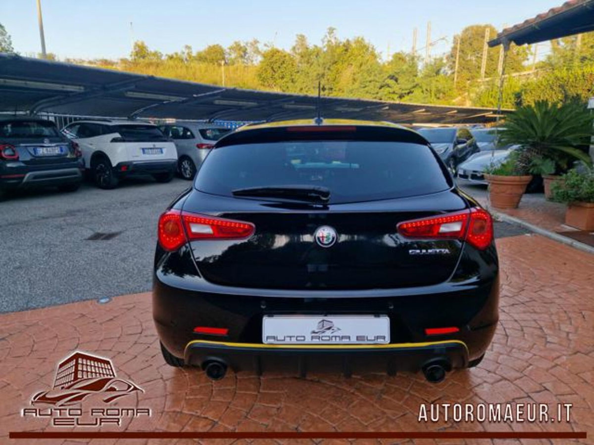 Alfa Romeo Giulietta 2.0 JTDm Veloce 170cv tct (4)