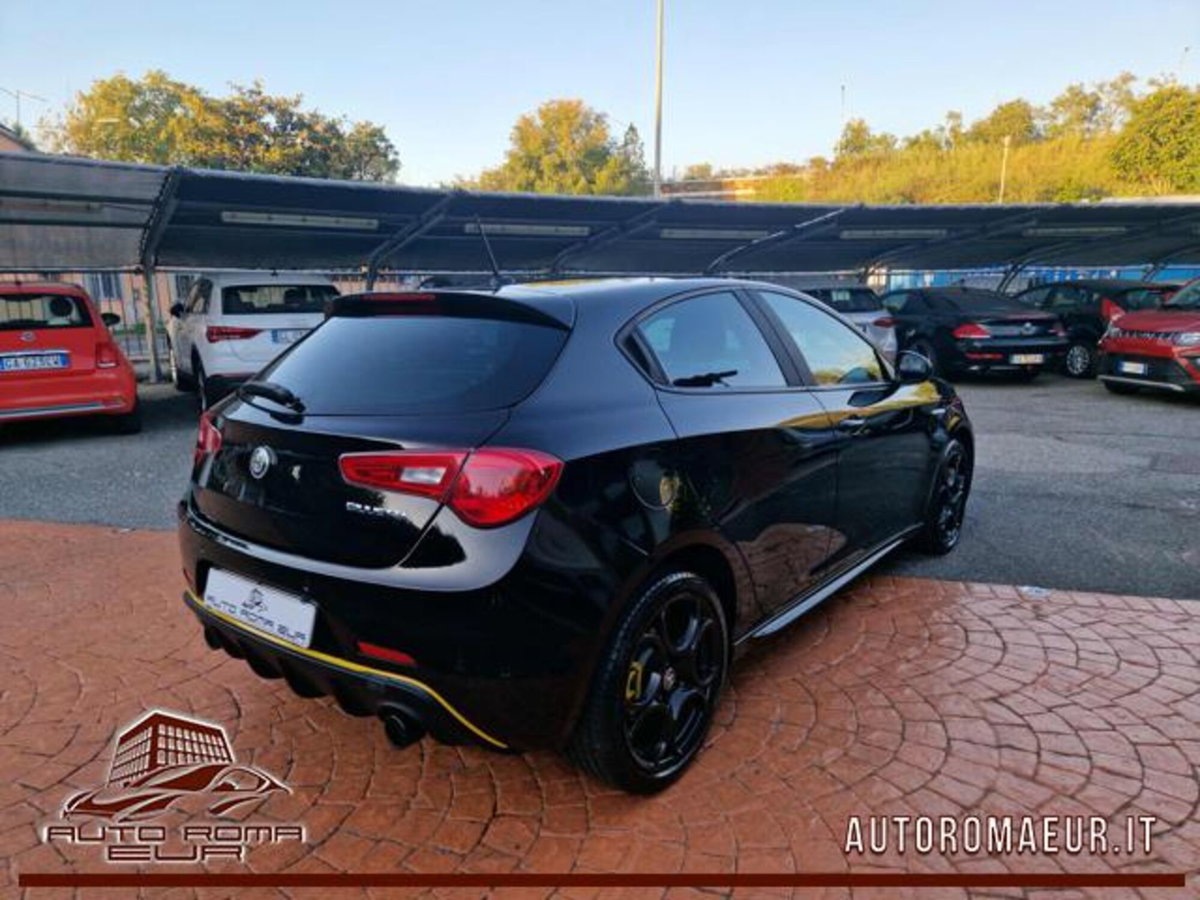 Alfa Romeo Giulietta 2.0 JTDm Veloce 170cv tct (5)