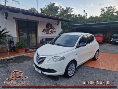 Lancia Ypsilon 1.2 69 CV 5 porte Silver usata