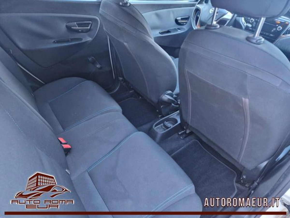 Lancia Ypsilon 1.2 69 CV 5 porte Silver (13)