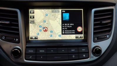 Hyundai Tucson 1.7 CRDi Sound Edition (13)