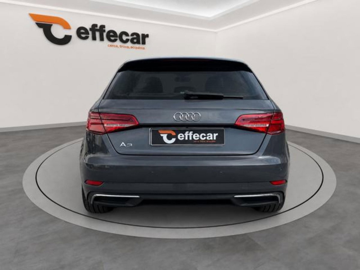 Audi A3 Sportback 40 TFSI S tronic Admired (5)