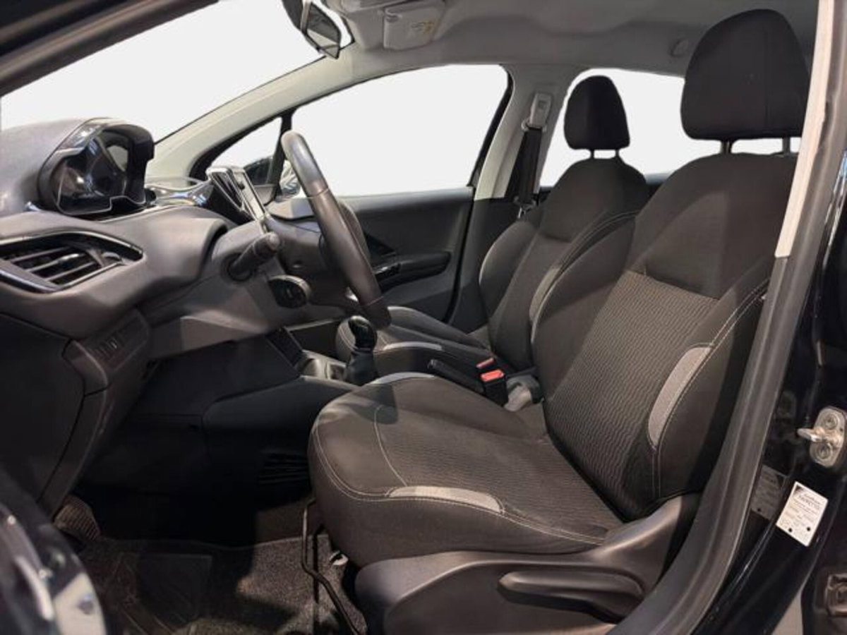 Peugeot 208 82 5 porte Active (12)