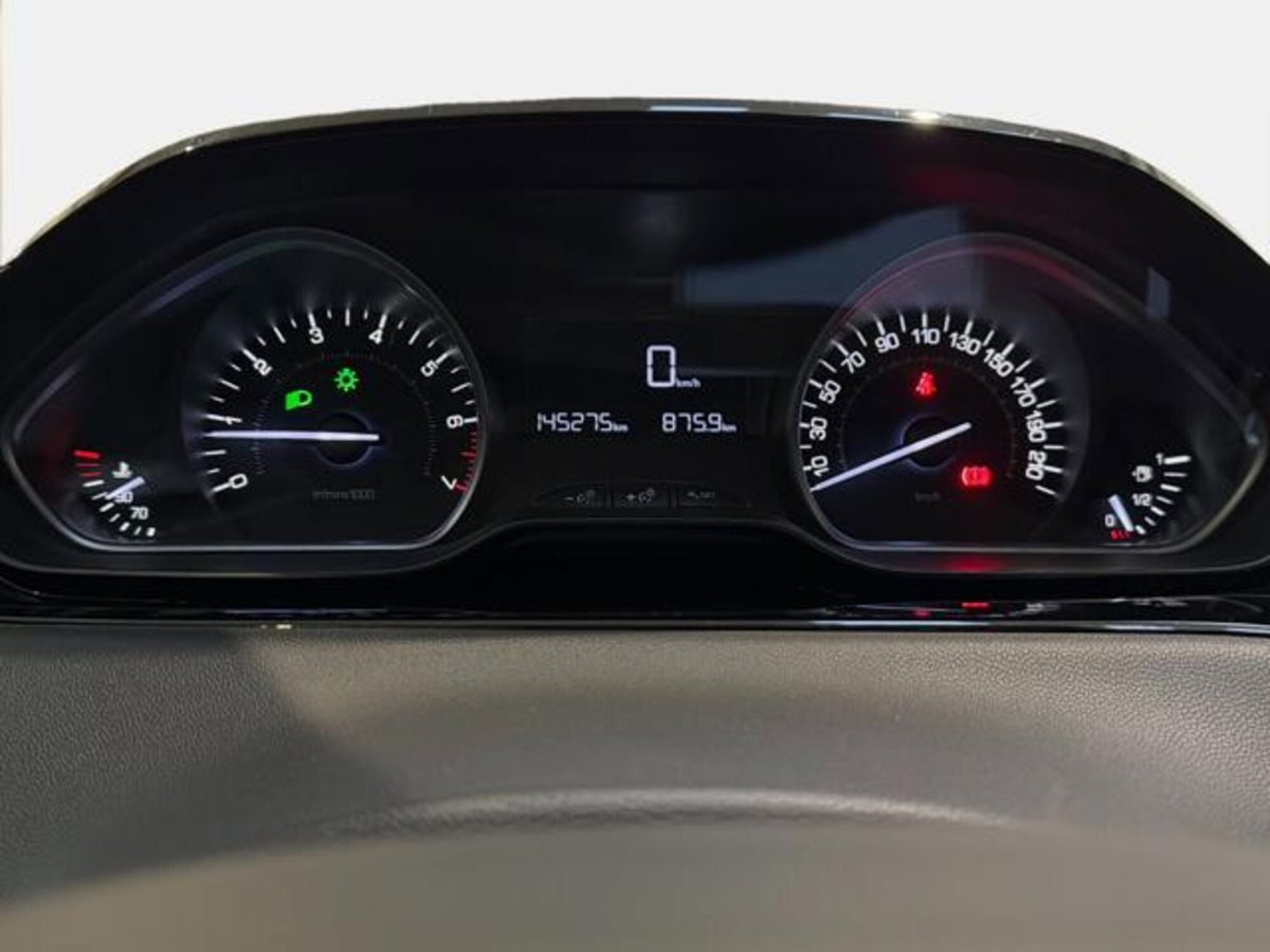 Peugeot 208 82 5 porte Active (9)