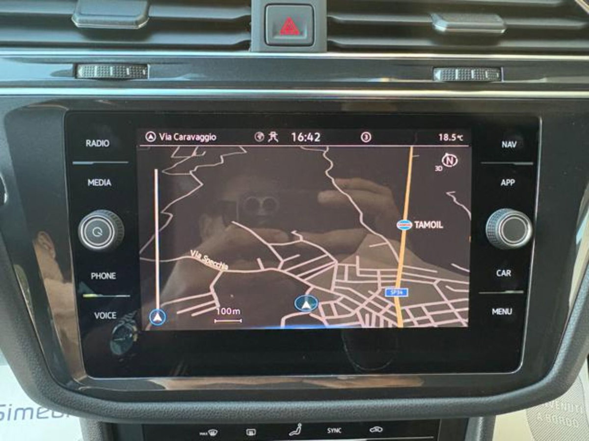 Volkswagen Tiguan 2.0 TDI 150 CV SCR DSG 4MOTION R-Line (18)