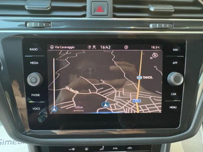 Volkswagen Tiguan 2.0 TDI 150 CV SCR DSG 4MOTION R-Line (18)