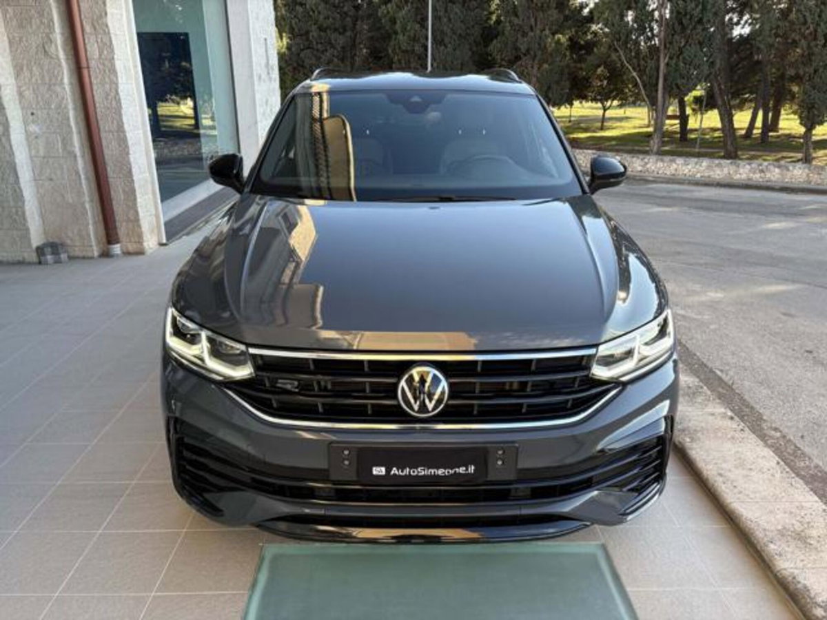 Volkswagen Tiguan 2.0 TDI 150 CV SCR DSG 4MOTION R-Line (2)