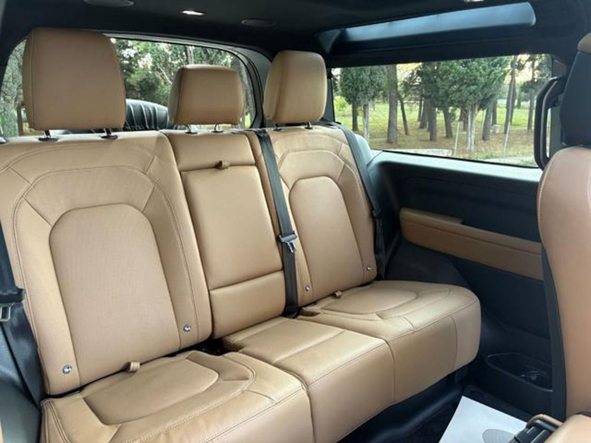 Land Rover Defender 90 3.0d i6 mhev X-Dynamic HSE awd 250cv auto (13)
