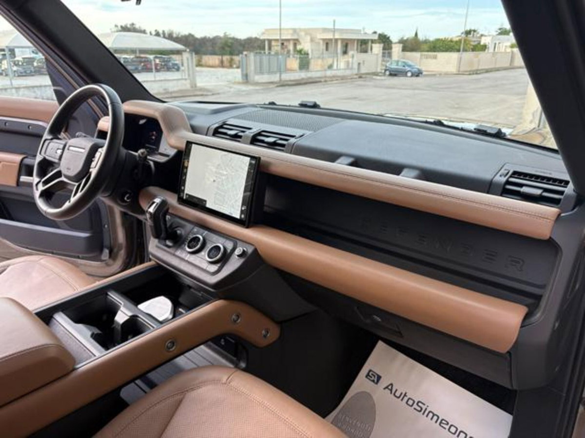 Land Rover Defender 90 3.0d i6 mhev X-Dynamic HSE awd 250cv auto (16)