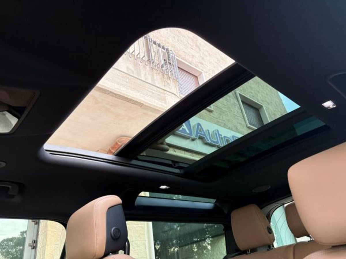 Land Rover Defender 90 3.0D I6 250 CV AWD Auto X-Dynamic S (9)