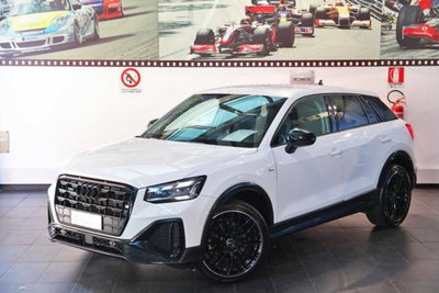 Audi Q2 40 2.0 tfsi Identity Black quattro s-tronic usata