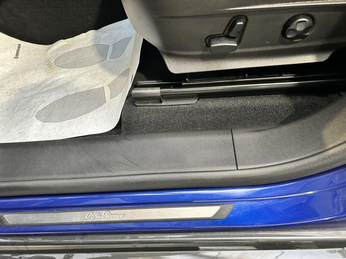 Alfa Romeo Stelvio 2.2 t Intensa Q4 210cv auto (10)
