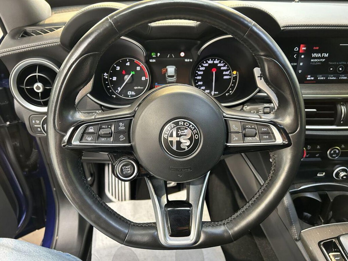 Alfa Romeo Stelvio 2.2 t Intensa Q4 210cv auto (13)