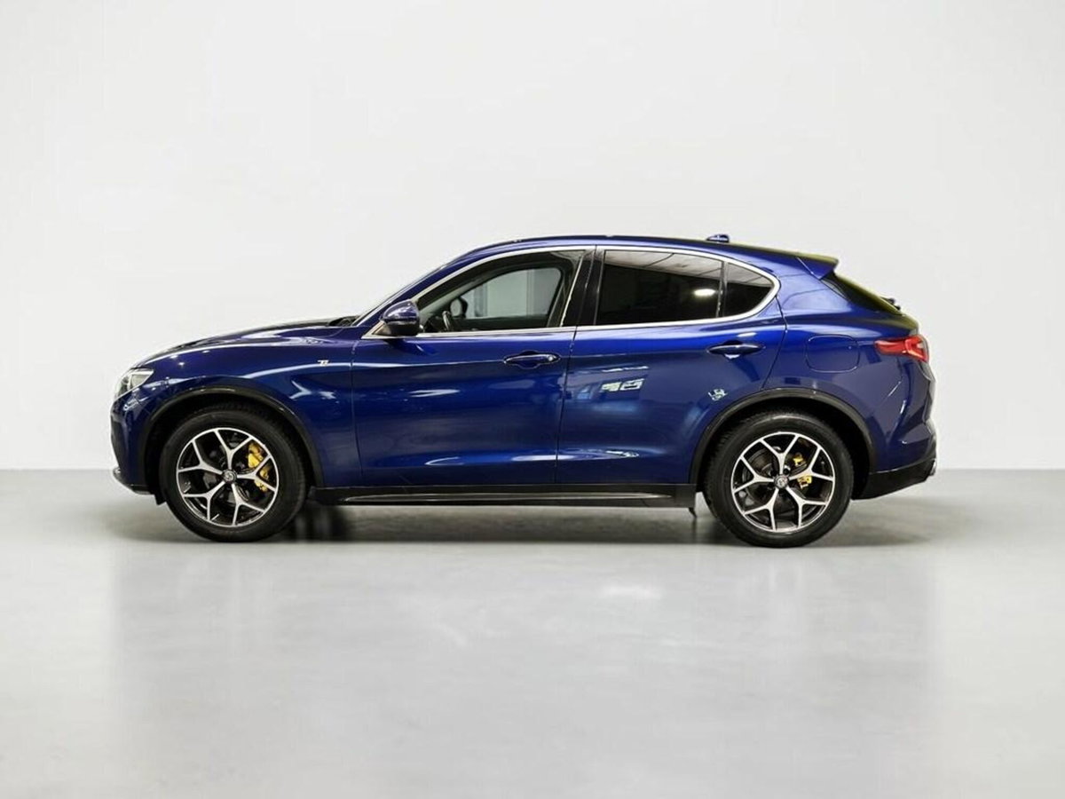 Alfa Romeo Stelvio 2.2 t Intensa Q4 210cv auto (3)