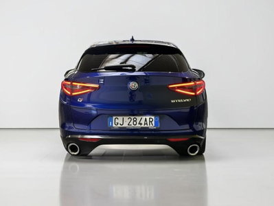 Alfa Romeo Stelvio 2.2 t Intensa Q4 210cv auto (4)