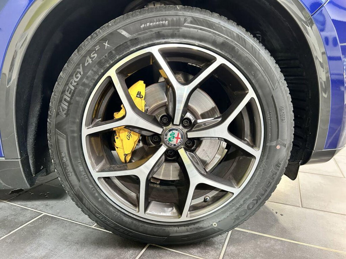 Alfa Romeo Stelvio 2.2 t Intensa Q4 210cv auto (6)