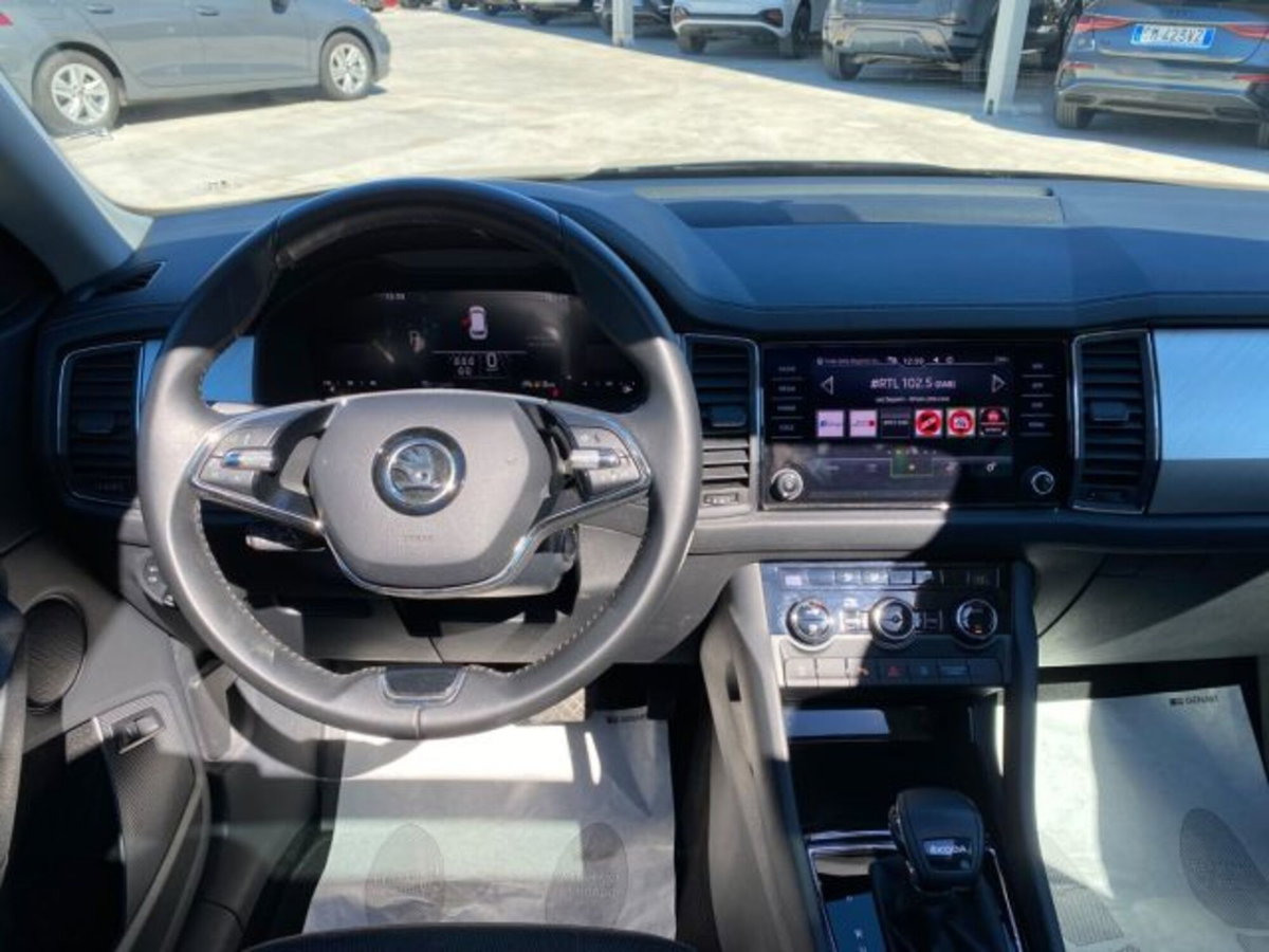 Skoda Kodiaq 2.0 TDI EVO SCR 4x4 DSG 7 posti Sportline (12)