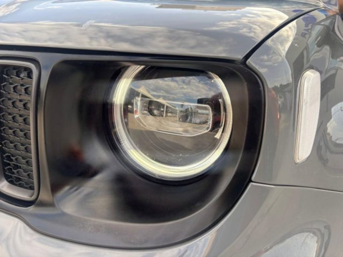 Jeep Renegade 1.0 T3 80th Anniversary (13)