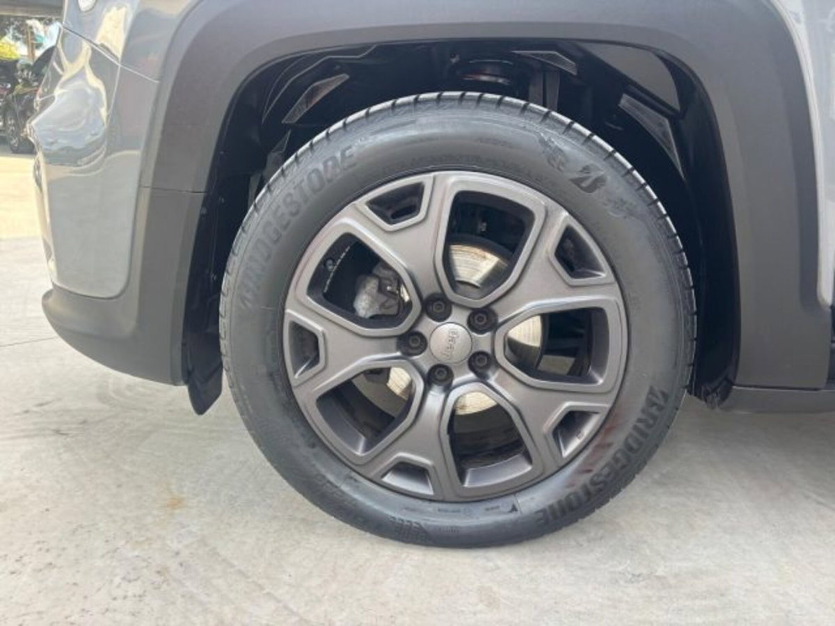 Jeep Renegade 1.0 T3 80th Anniversary (14)