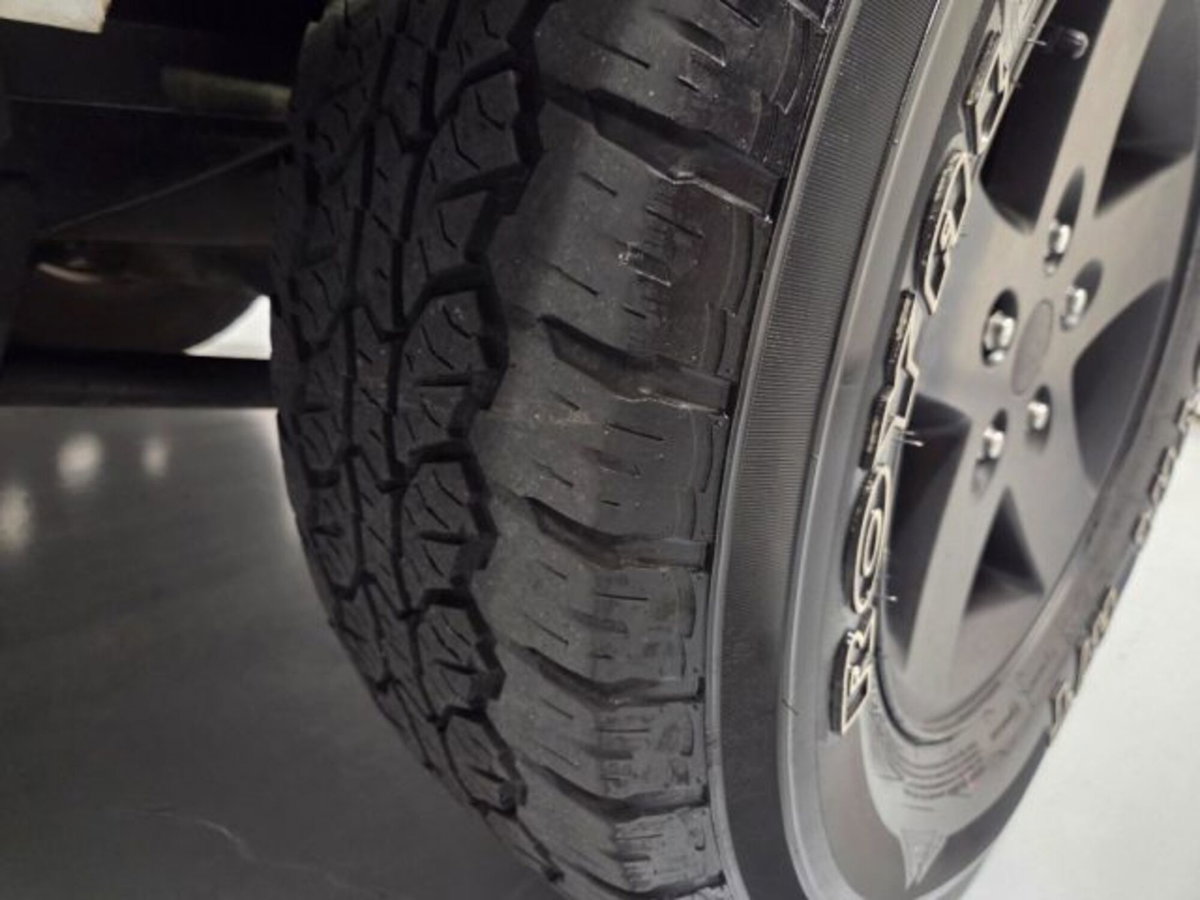 Jeep Wrangler Unlimited 2.8 CRD DPF Rubicon Auto (16)