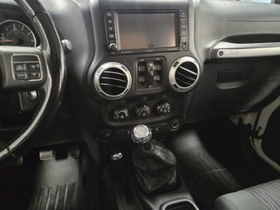 Jeep Wrangler Unlimited 2.8 CRD DPF Rubicon Auto (20)