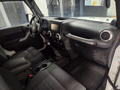 Jeep Wrangler Unlimited 2.8 CRD DPF Rubicon Auto (9)