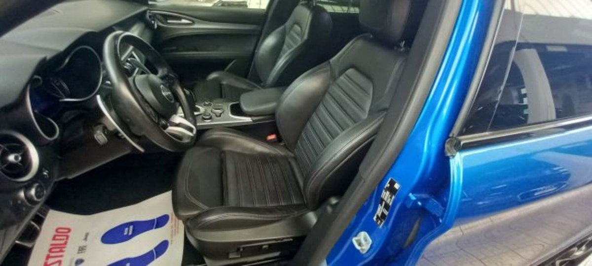 Alfa Romeo Stelvio Stelvio 2.2 Turbodiesel 210 CV AT8 Q4 Veloce (7)