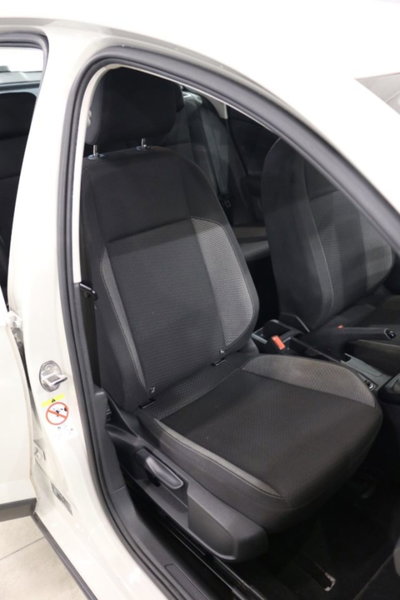Volkswagen Taigo 1.0 tsi Life 95cv (11)