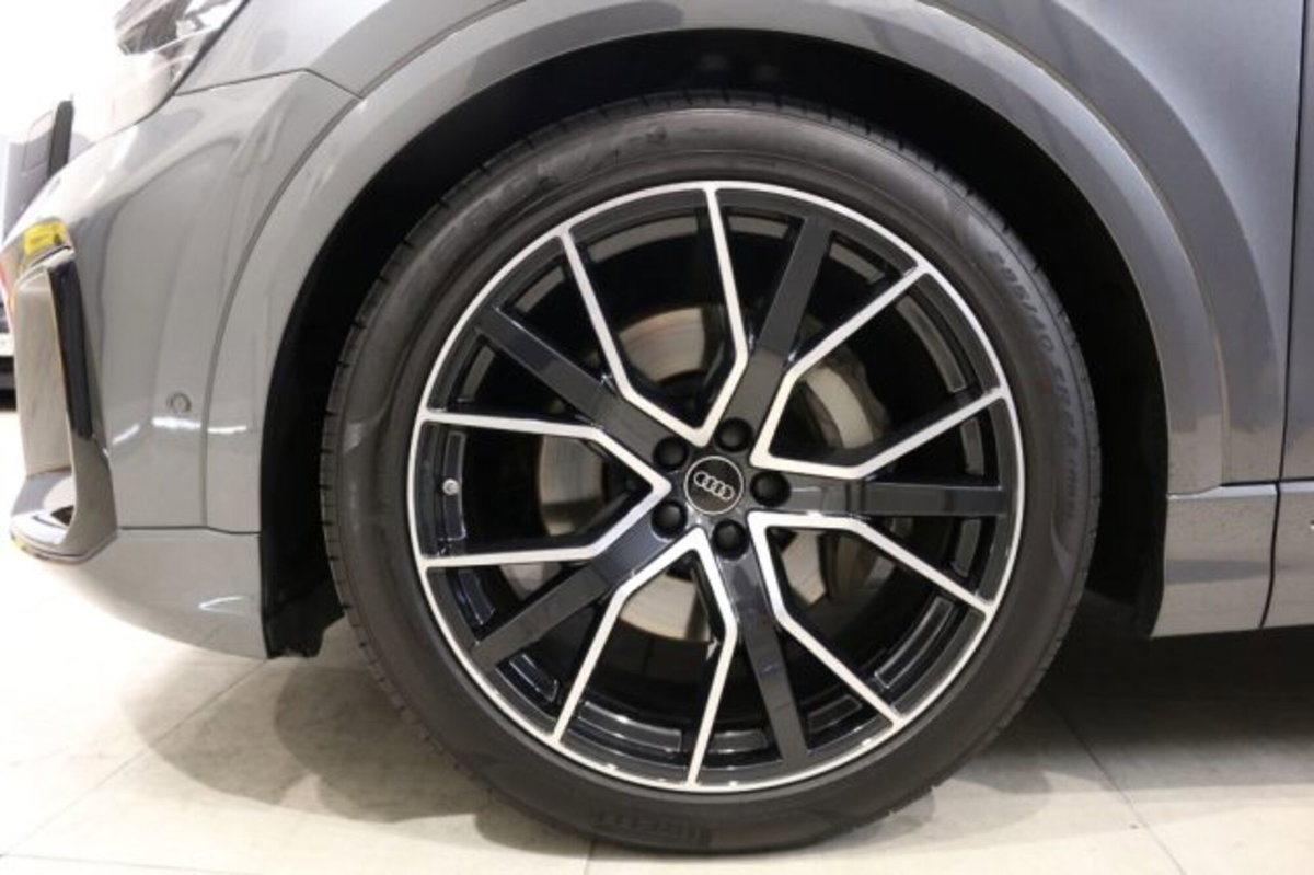 Audi Q8 Q8 50 TDI 286 CV quattro tiptronic Sport (4)