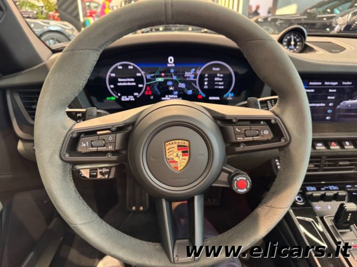 Porsche 911 Cabrio Targa 3.6 4 GTS auto (5)