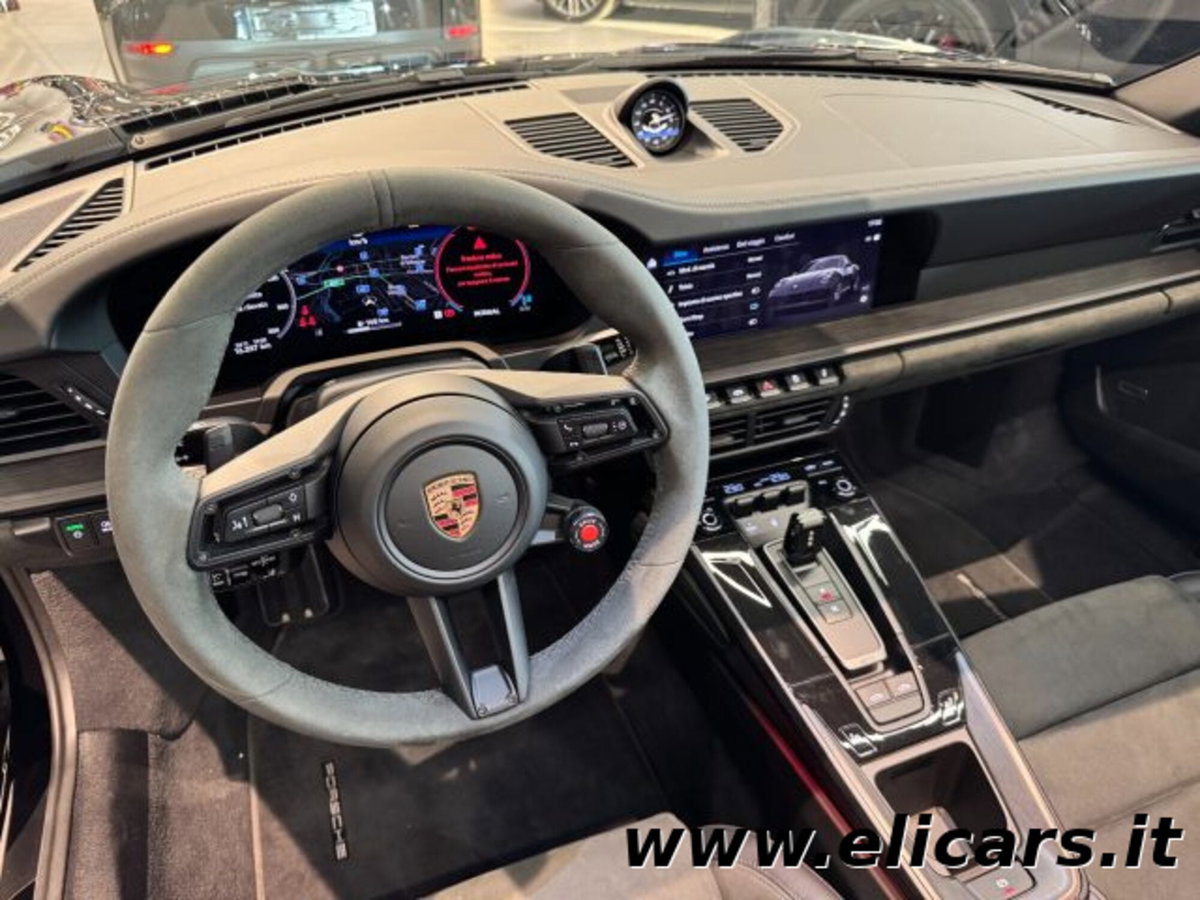 Porsche 911 Cabrio Targa 3.6 4 GTS auto (7)