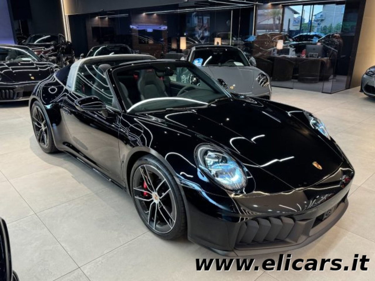 Porsche 911 Cabrio Targa 3.6 4 GTS auto (10)