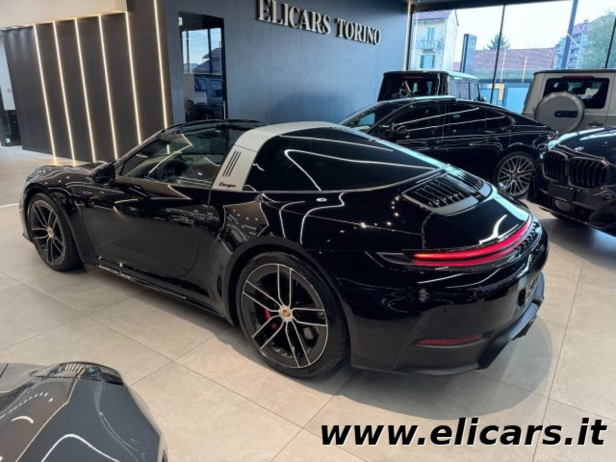 Porsche 911 Cabrio Targa 3.6 4 GTS auto (2)