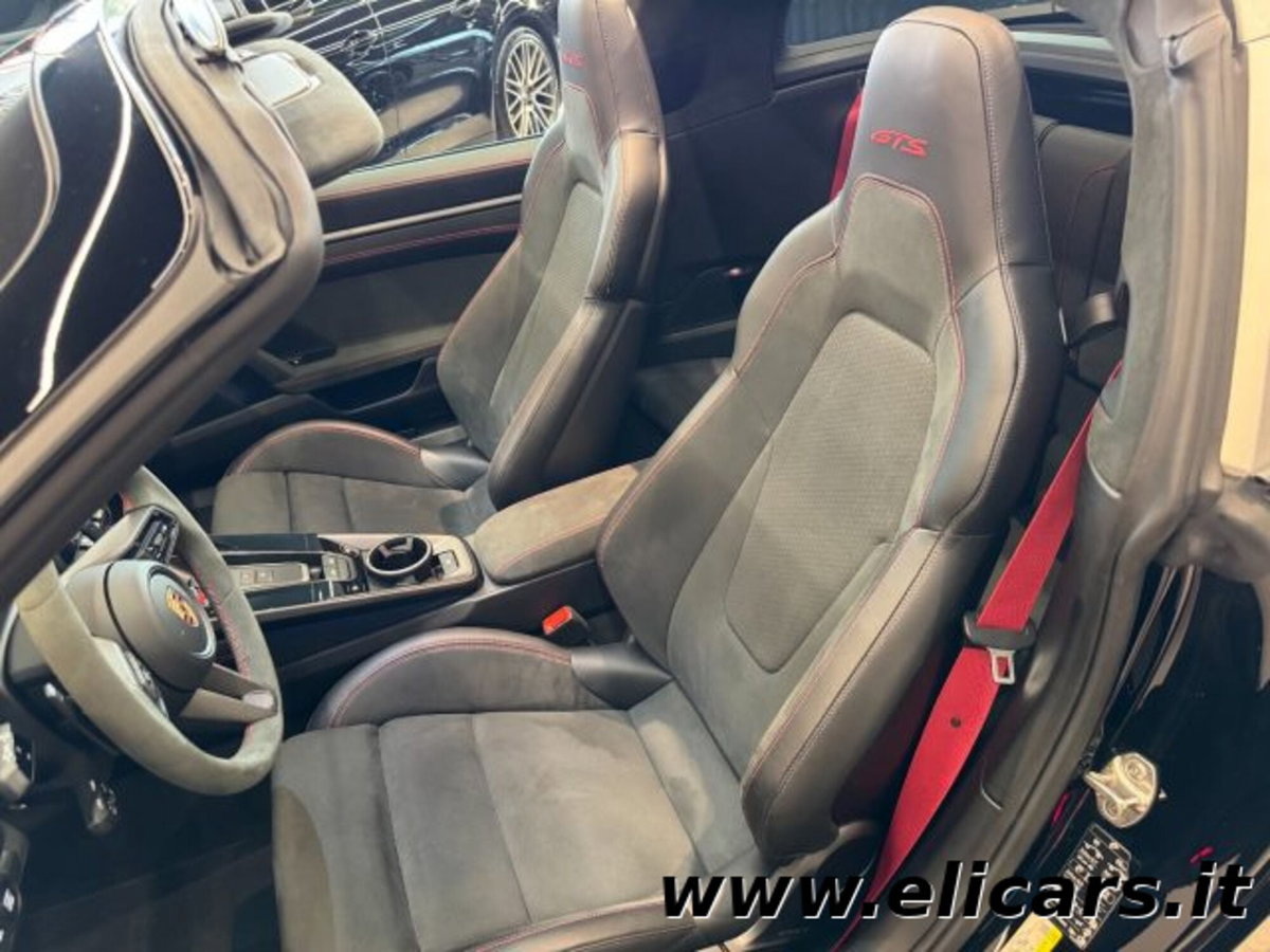Porsche 911 Cabrio Targa 3.6 4 GTS auto (6)