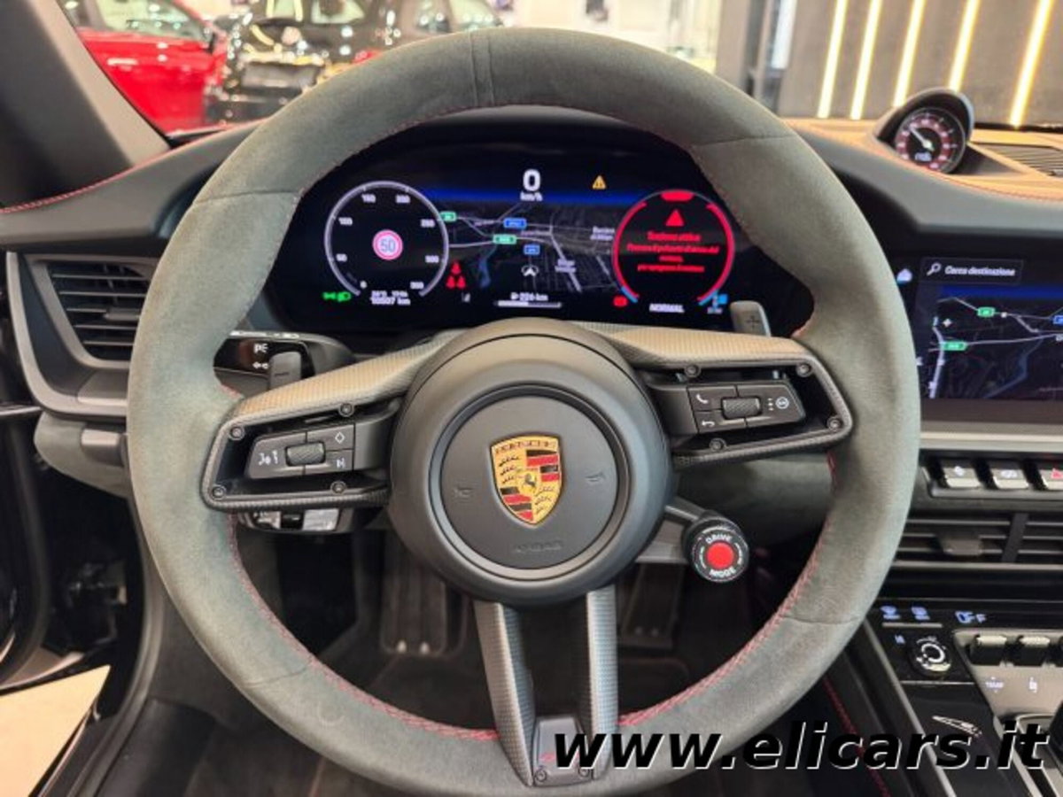 Porsche 911 Cabrio Targa 3.6 4 GTS auto (7)