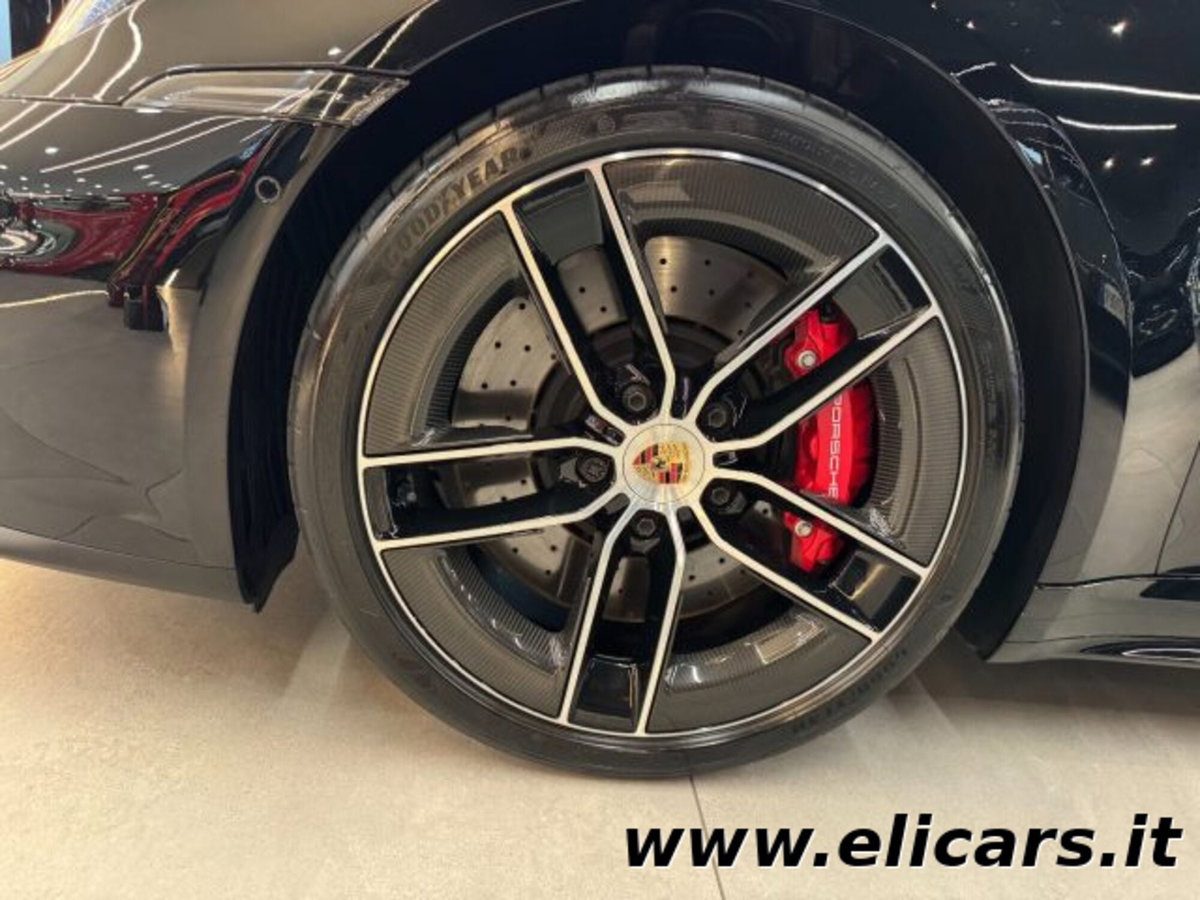 Porsche 911 Cabrio Targa 3.6 4 GTS auto (8)